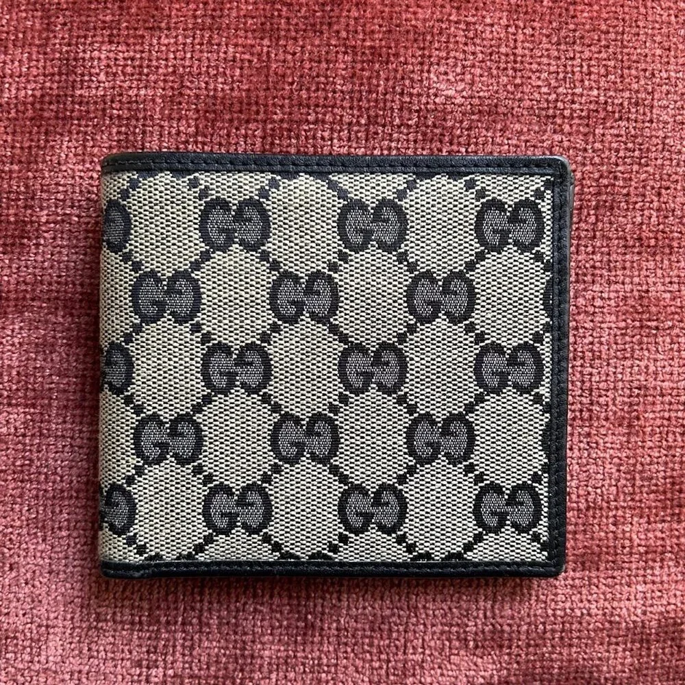 GUCCI Monogram Canvas Bifold Wallet - Picture 4 of 10